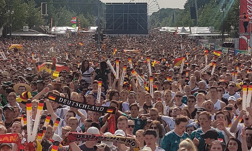 NEWS 42 Fanmeile BILD kukksi