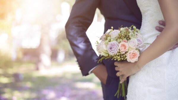 St 103 Hochzeit BILD iStock