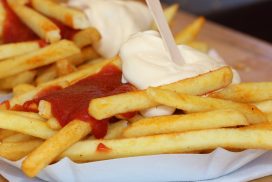 Teenager (19) isst nur Pommes und Chips - jetzt ist er blind! 71 Teenager (19) isst nur Pommes und Chips – jetzt ist er blind!