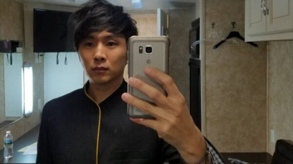 STARS 118 Justin Chon BILD Facebook