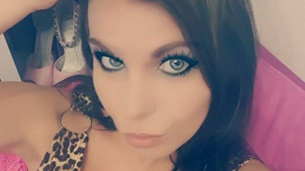 STARS 121 Aische Pervers BILD Facebook