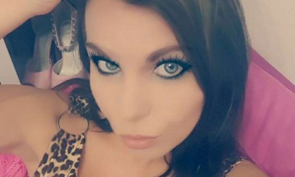 STARS 121 Aische Pervers BILD Facebook