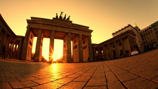 St 105 Brandenburger Tor BILD iStock