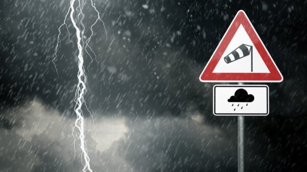 St 186 Sturm Gewitter BILD iStock