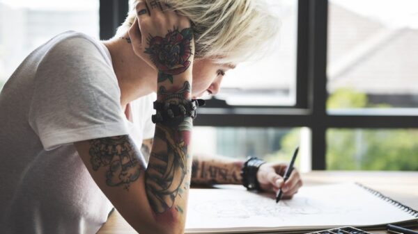 St 280 Tattoo BILD iStock