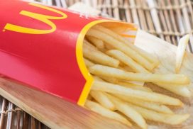 So bekommt du bei McDonald's eine zweite Pommes gratis dazu 68 So bekommt du bei McDonald’s eine zweite Pommes gratis dazu