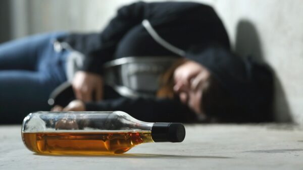 St 95 Teenie Alkohol BILD iStock