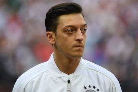 Mesut Özil tritt aus der deutschen Nationalmannschaft aus!