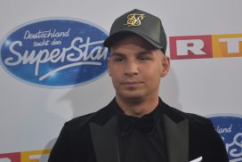 Nach WM-Spiel: Pietro Lombardi in schweren Autounfall verwickelt 66 Nach WM-Spiel: Pietro Lombardi in schweren Autounfall verwickelt