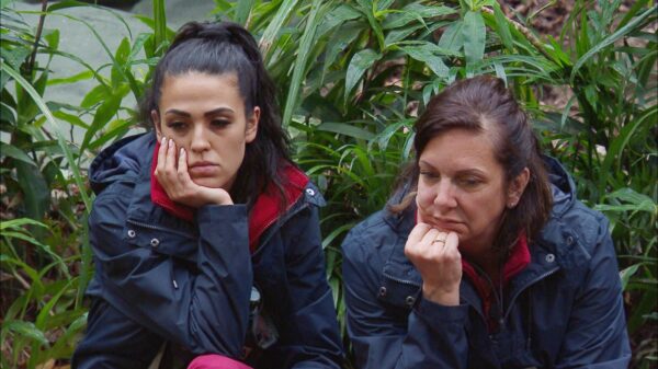 Elena Miras und Daniela Büchner im Dschungelcamp