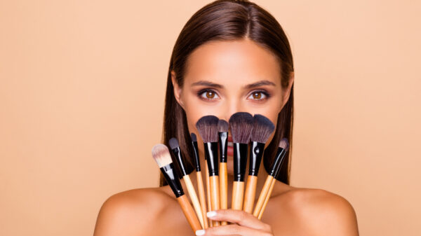 Make-Up