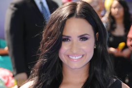 Dicker Klunker: Demi Lovato hat sich verlobt! 70 Dicker Klunker: Demi Lovato hat sich verlobt!