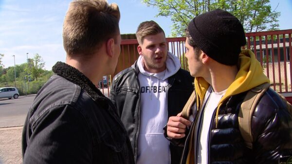 Tarek bei "Krass Schule - Die jungen Lehrer"