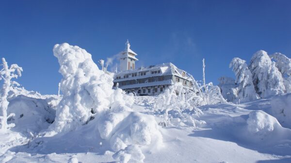Schnee auf dem Fichtelberg