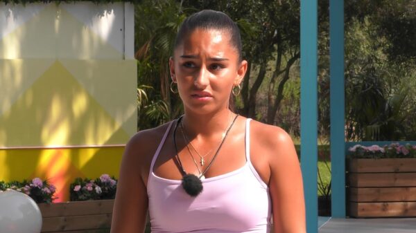 Aurelia bei "Love Island"