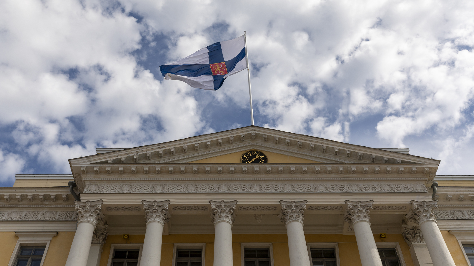 Finnland: Bis zu 6 Monate Haftstrafe für Dick Pics 61 Finnland verbietet Dick Pics