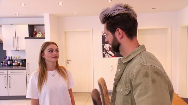 Max und Lilli bei "Krass Schule - Die jungen Lehrer"