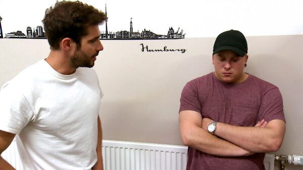 Lehrer Chris und Erik in "Krass Schule"