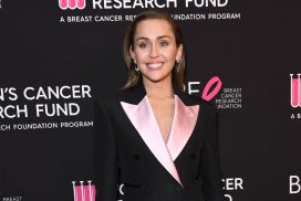 Miley Cyrus: Mit diesen beiden Stars will sie einen Dreier! 70 Miley Cyrus: Mit diesen beiden Stars will sie einen Dreier!