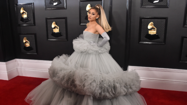 Darum trägt Ariana Grande nie offene Haare
