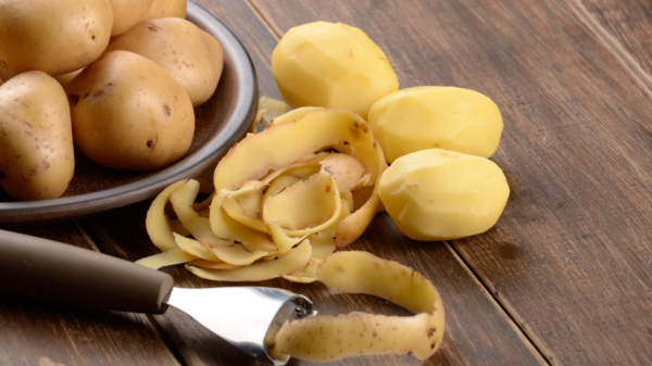 Das kann man mit Kartoffelschalen machen