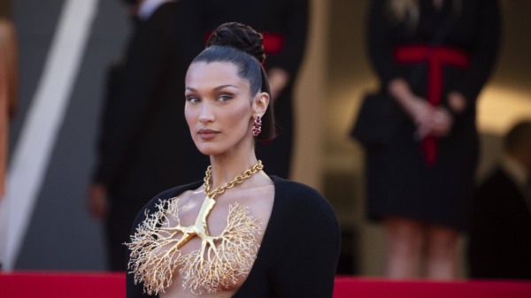 Bella Hadid erste Schönheits-OP mit 14 Jahren