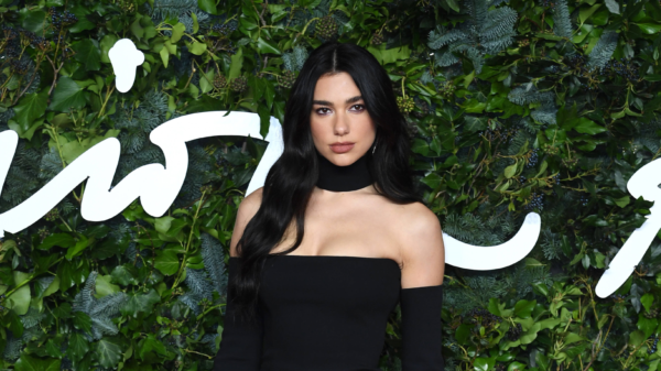 Dua Lipa wegen Song Levitating verklagt