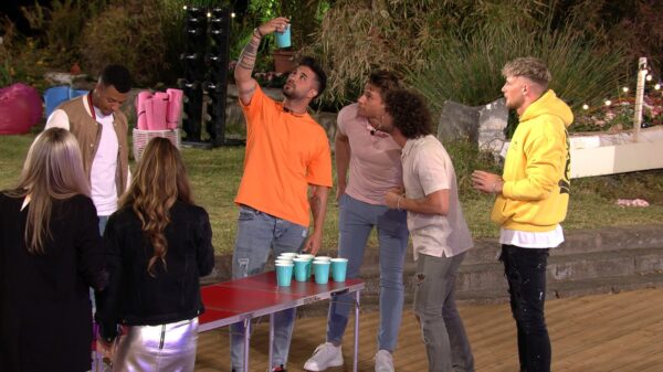 Show 10 von "Love Island"