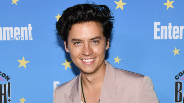 Cole Sprouse spricht über Trauma des Ruhms