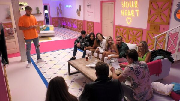 "Love Island"