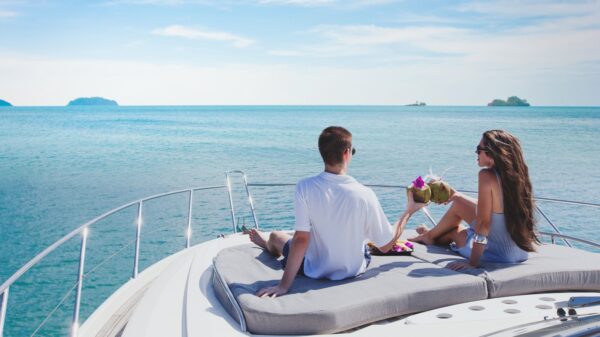 Yacht