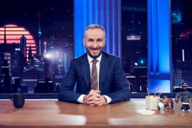 „Der Intendant hatte Tränen in den Augen“: Jan Böhmermann erzählt von emotionalen Gesprächen mit dem ZDF 62 „Der Intendant hatte Tränen in den Augen“: Jan Böhmermann erzählt von emotionalen Gesprächen mit dem ZDF