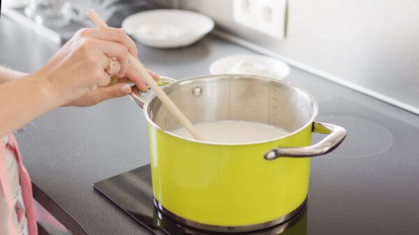 Milch kochen