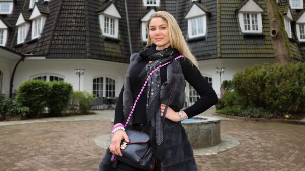 Yvonne Woelke