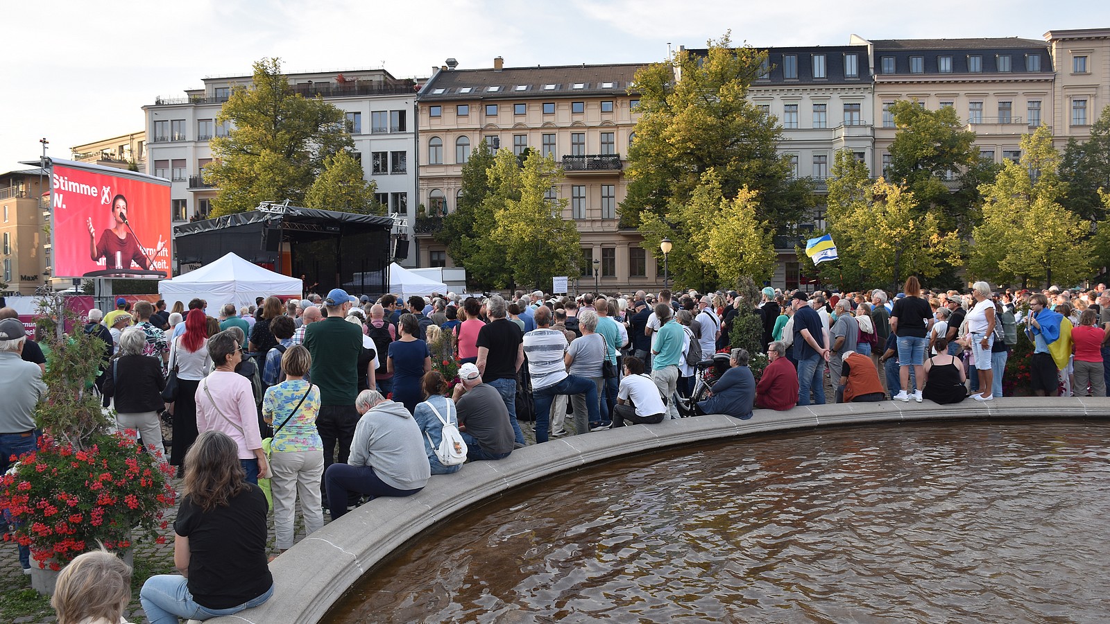 BSW-Anhänger verraten: Darum wählen wir wirklich die Wagenknecht-Partei! 72 BSW in Potsdam