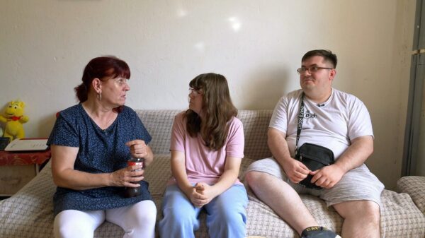 Petra, Selina und Pascal aus "Hartz und herzlich"
