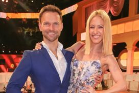 "Let‘s Dance"-Profis Kathrin Menzinger & Vadim Garbuzov: Das waren die Gründe für ihr Liebes-Aus 71 „Let‘s Dance“-Profis Kathrin Menzinger & Vadim Garbuzov: Das waren die Gründe für ihr Liebes-Aus