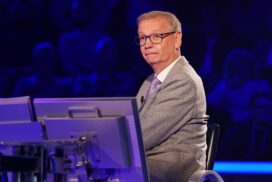"Wer wird Millionär?": Kandidatin Tabea „schrottet” Studio – und Günther Jauch zerstört weiter 62 „Wer wird Millionär?“: Kandidatin Tabea „schrottet” Studio – und Günther Jauch zerstört weiter