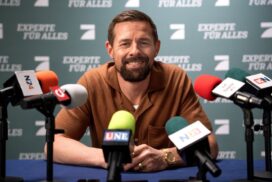Klaas Heufer-Umlauf stichelt gegen RTL: "Die Kollegen von 'Stern TV' können sich als gef***t betrachten" 63 Klaas Heufer-Umlauf stichelt gegen RTL: „Die Kollegen von ‚Stern TV‘ können sich als gef***t betrachten“