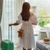 Frau im Hotel