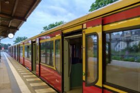 Alle Züge stehen still: Unwetter legt komplette S-Bahn in Berlin lahm 69 Alle Züge stehen still: Unwetter legt komplette S-Bahn in Berlin lahm