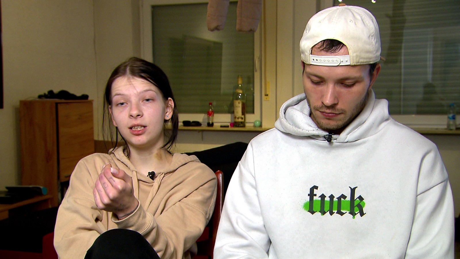 "Armes Deutschland": Mike und Angelique stecken nach Seitensprung in einer Ehekrise 61 Mike und Angelique aus "Armes Deutschland"