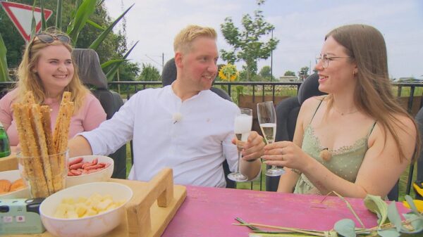 Emely, Daniel und Jennifer bei "Bauer sucht Frau" 2025