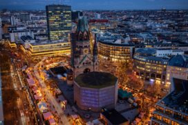 "Unverschämt": Glühwein für 8,50 Euro auf Berliner Weihnachtsmarkt sorgt für Kritik 63 „Unverschämt“: Glühwein für 8,50 Euro auf Berliner Weihnachtsmarkt sorgt für Kritik