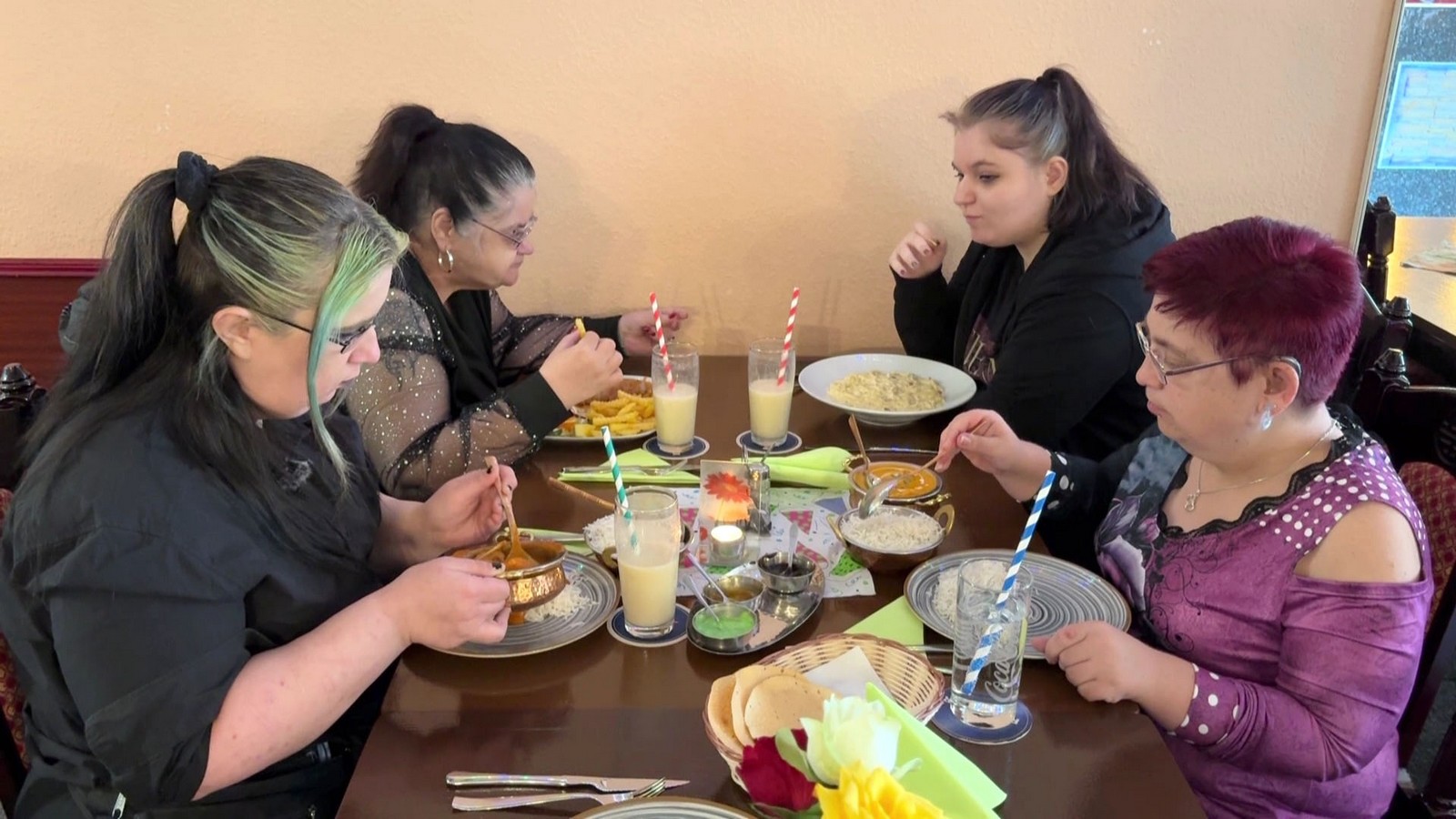 -Hartz-und-herzlich-Hartz-Rot-Gold-Die-t-gliche-Vorschau-05-01-26-Wie-geht-es-in-der-Sozialdoku-weiter-