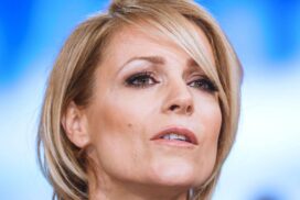 "Halb totgeschlagen": Michelle spricht über ihre dramatische Kindheit 64 „Halb totgeschlagen“: Michelle spricht über ihre dramatische Kindheit