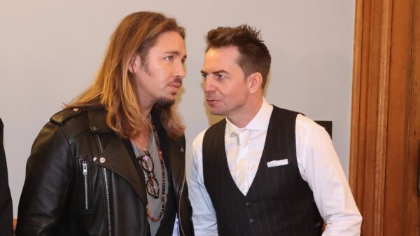 Gil Ofarim und Dr. Alexander Stevens