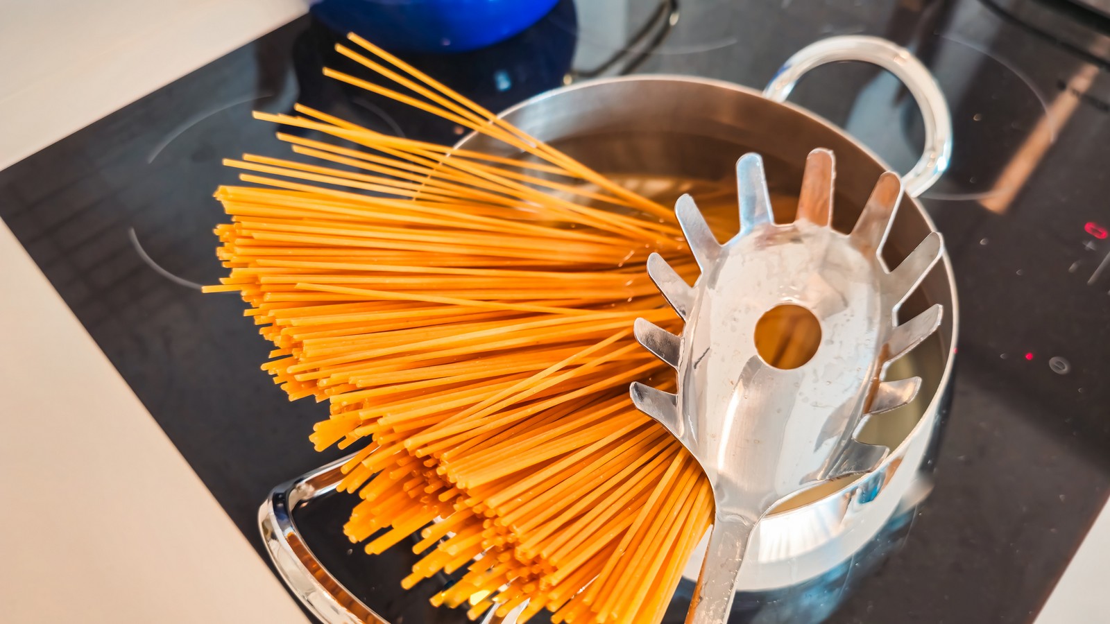 Mit diesem Trick macht man immer genau die richtige Menge Spaghetti 72 Spaghetti