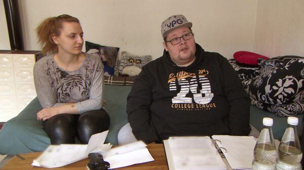 Tobi und Jenny bei "Armes Deutschland"