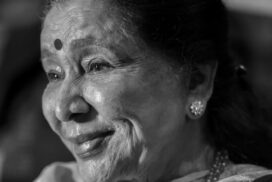 Bollywood-Ikone Asha Bhosle stirbt im Alter von 92 Jahren 67 Bollywood-Ikone Asha Bhosle stirbt im Alter von 92 Jahren